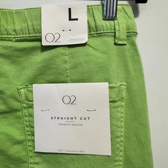 Q2 Green Cargo Pants - Picture 11 of 15